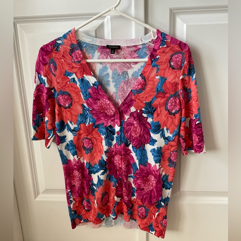 NWOT Talbots light weight sweater top XS